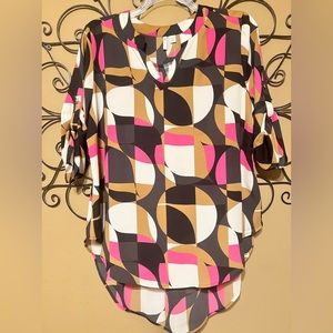 NWT Pink, Black and Tan Geometric Top Size 14/16W